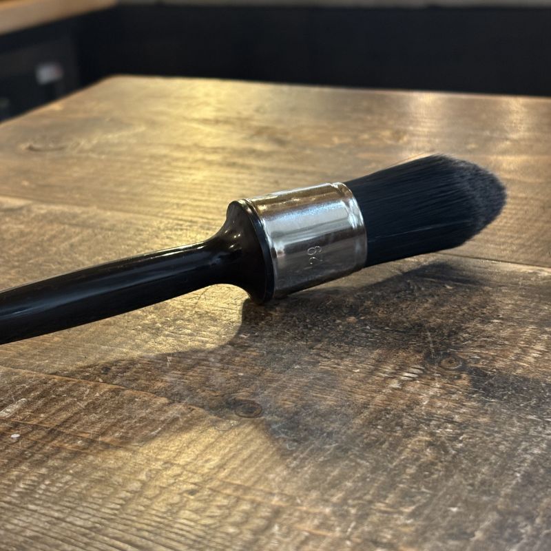 GROUNDS CLEANING BRUSH